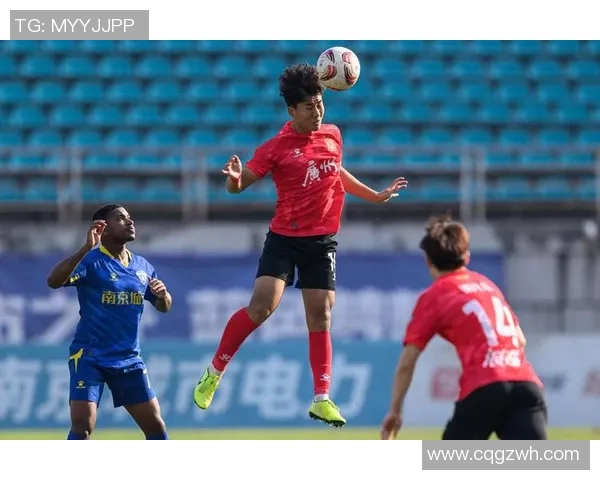 私生活低调专注赛场的足球巨星成长与拼搏之路